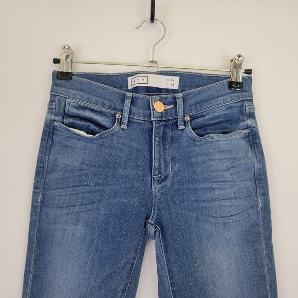 AYR Rise Skinny Stretch Raw Frayed Hem Jean, Medium Wash - Size 24 x 28 - Picture 2 of 11